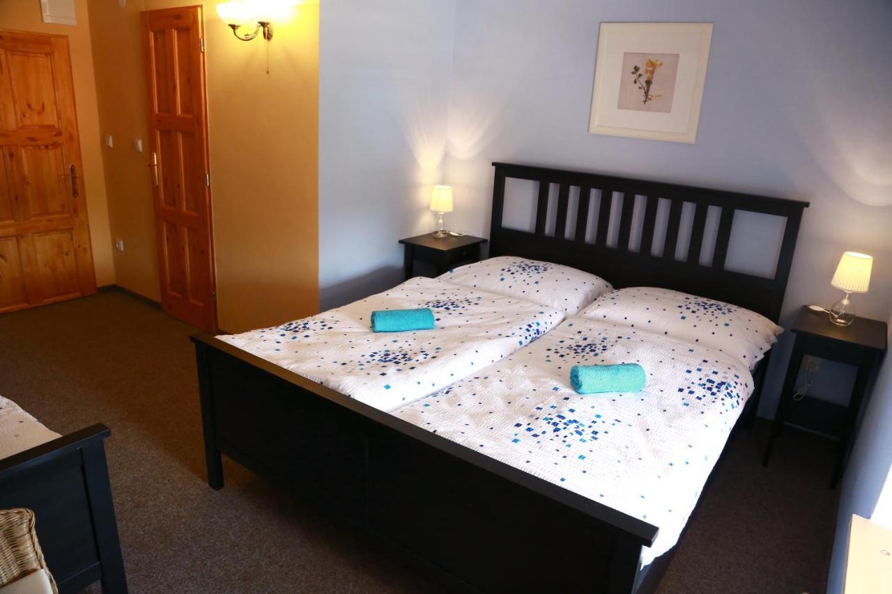 Hotel Zámek Libouň Louňovice pod Blaníkem Esterno foto